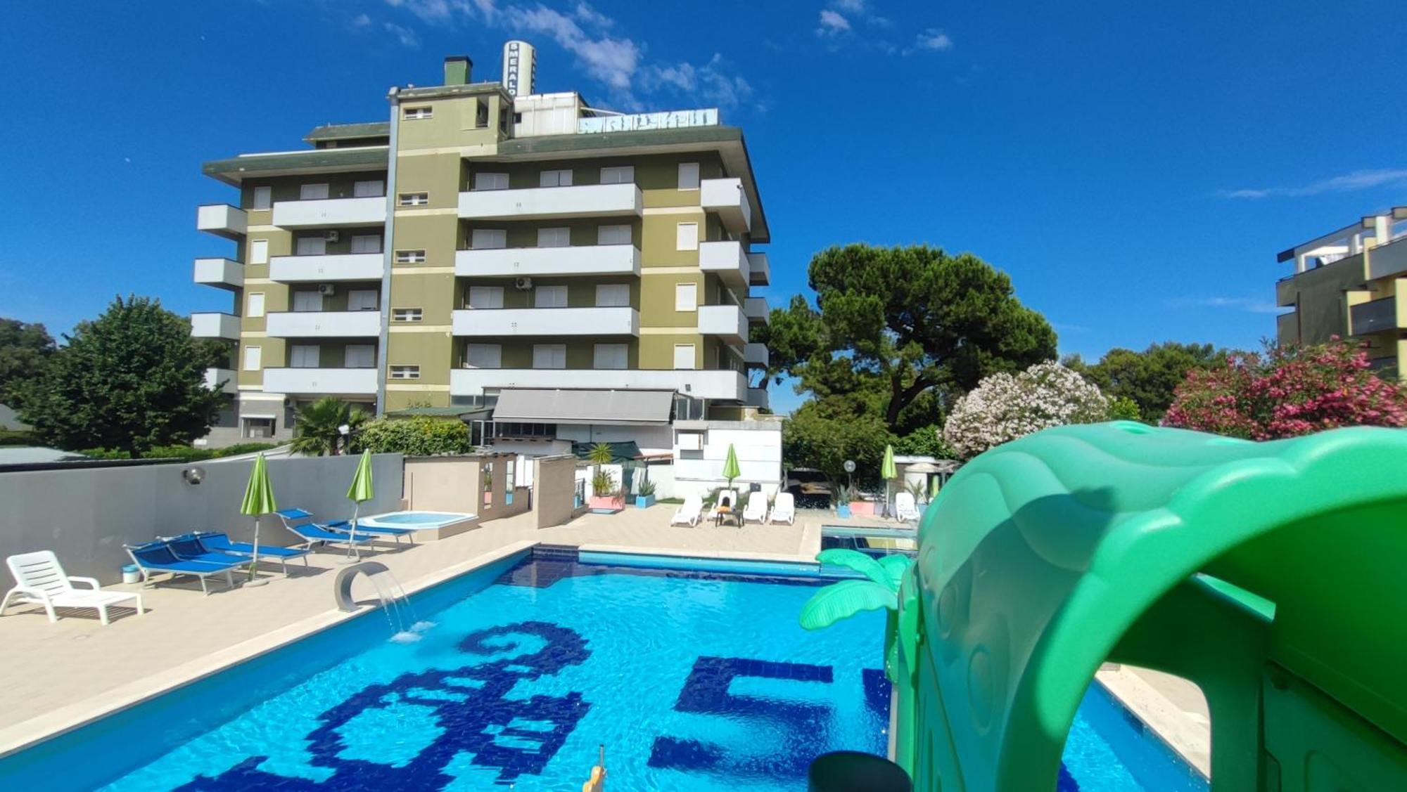 Hotel Smeraldo Giulianova Exterior foto